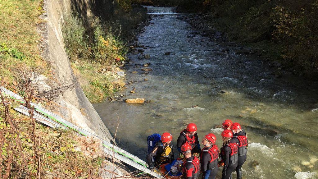 Wasserretter im Pongau aus- und weitergebildet I