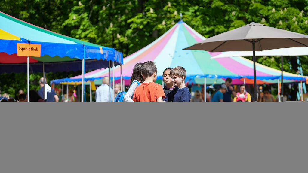 Er\u00f6ffnung Volksgartenfest 2024