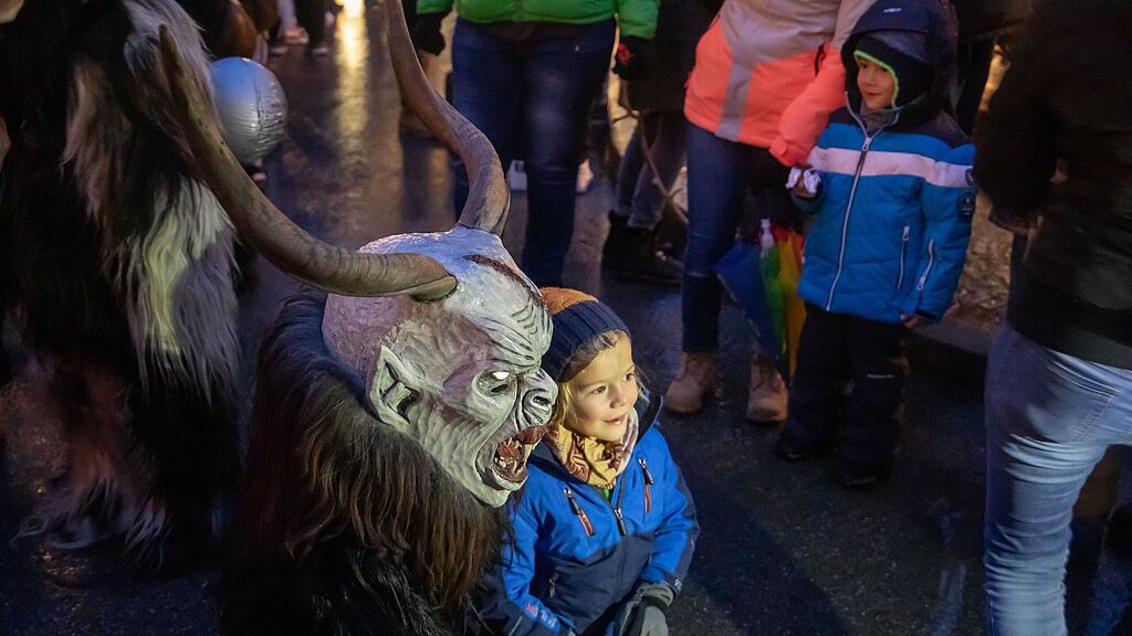 Kinder-Krampuslauf in St. Gilgen