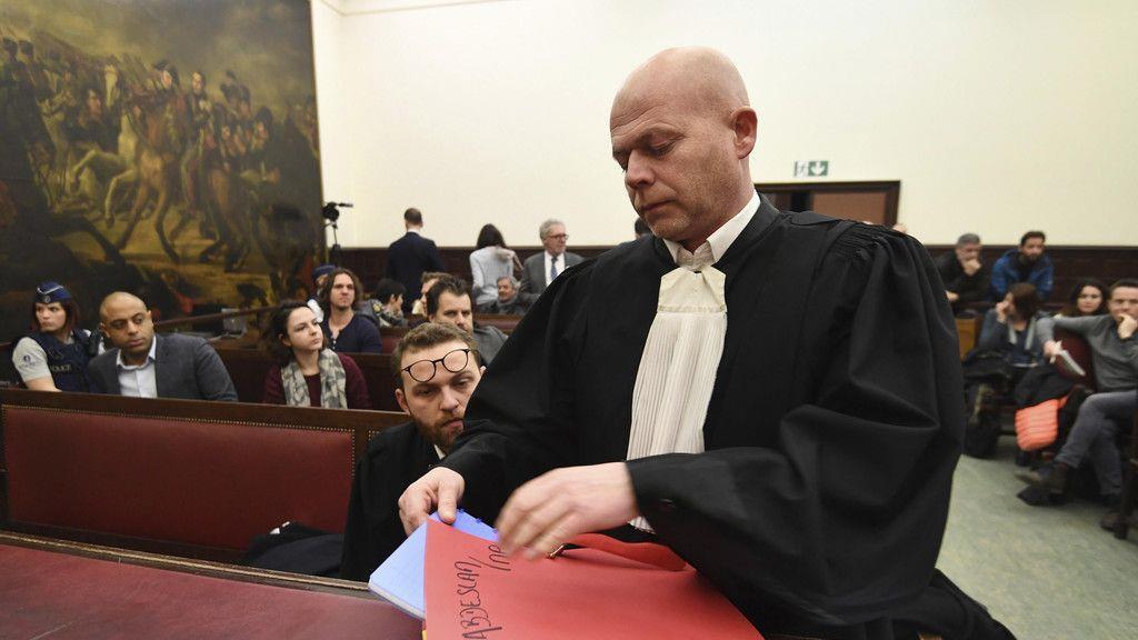Prozessbeginn in Brüssel