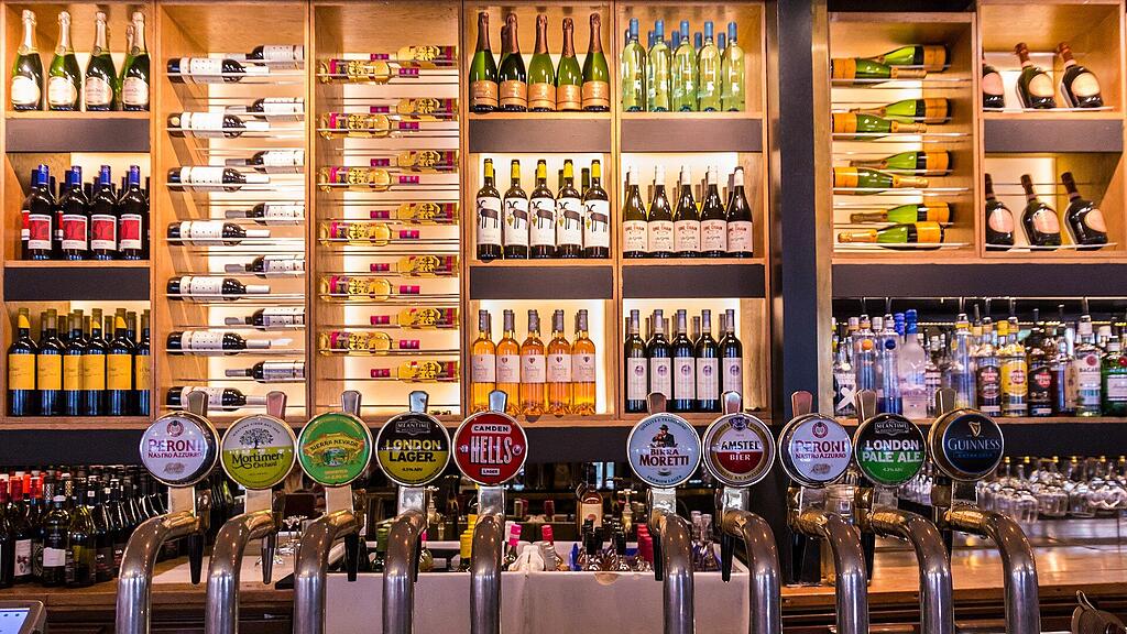 SB: Nacht-Gastronomie, Bar, Gastronomie