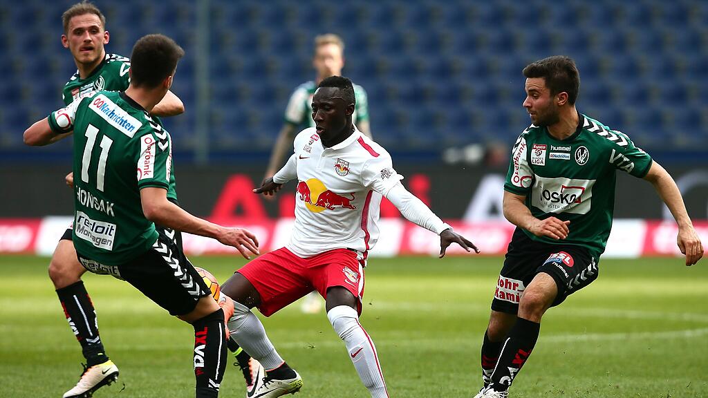 Keita war der Dreh- und Angelpunkt im Salzburger Spiel, hätte aber kurz vor Ende Rot sehen müssen.