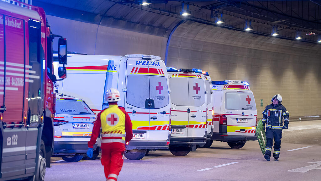 Große Einsatzübung im Lieferinger-Tunnel
