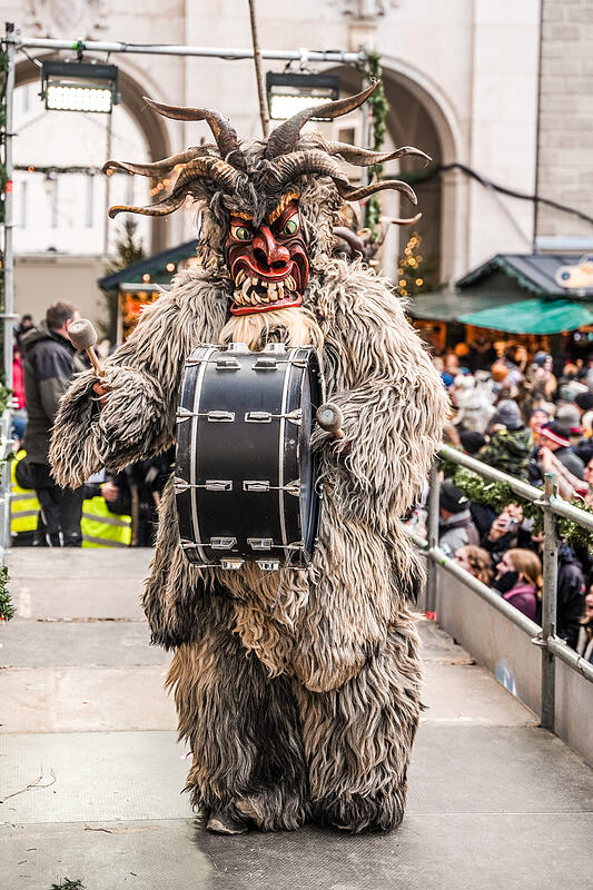 Krampuslauf am Christkindlmarkt Salzburg