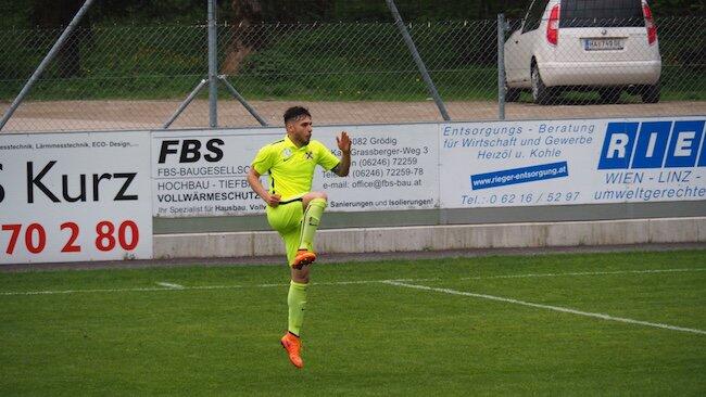 Befreiungsschlag für Golling beim 3:0-Erfolg im Tennengau-Derby.