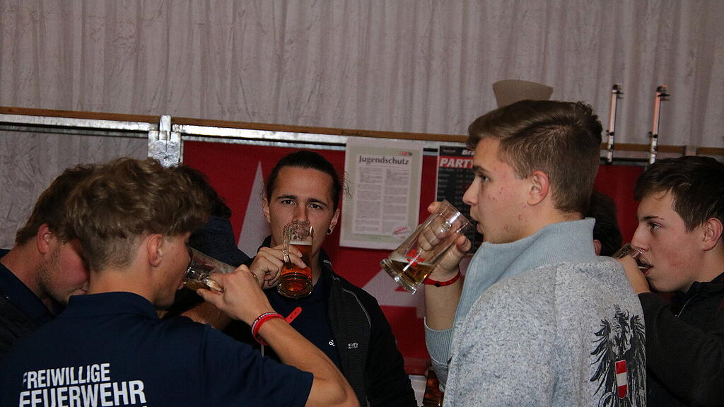 Brandhei\u00dfe Partynight der Freiwilligen Feuerwehr Radstadt