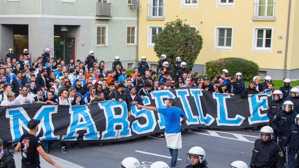 Fanmarsch Marseille vs. RB Salzburg