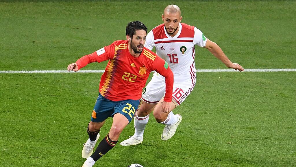 Spanien bekommt es im Achtelfinale mit Gastgeber Russland zu tun.