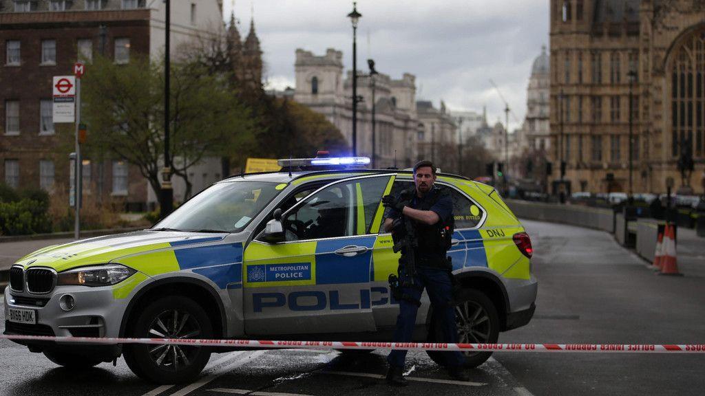 Schüsse in London: Polizei im Einsatz