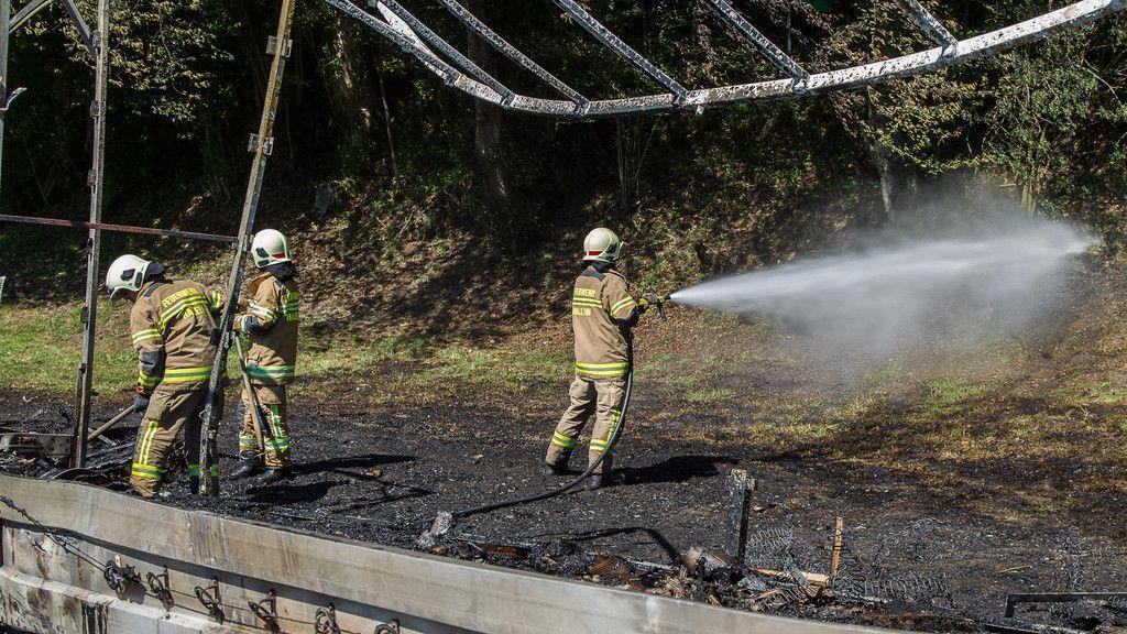 Lkw-Vollbrand auf A10 bei Hallein