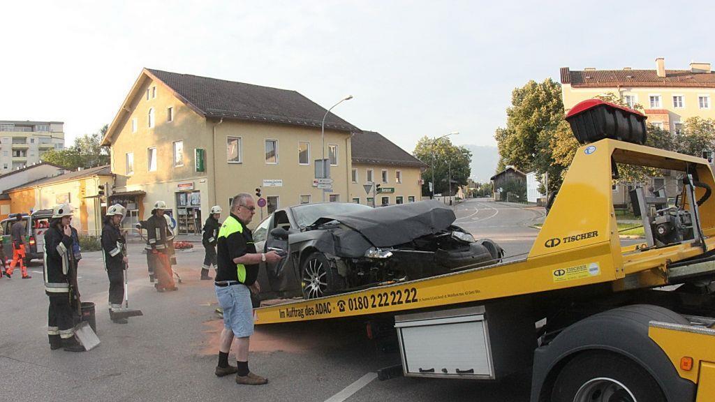 Bilder der Unfallstelle in Freilassing