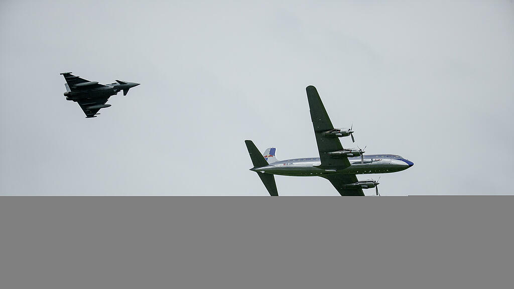 FLUGSHOW AIRPOWER 2019 IN ZELTWEG EUROFIGHTER  DOUGLAS DC6B =(3).jpg