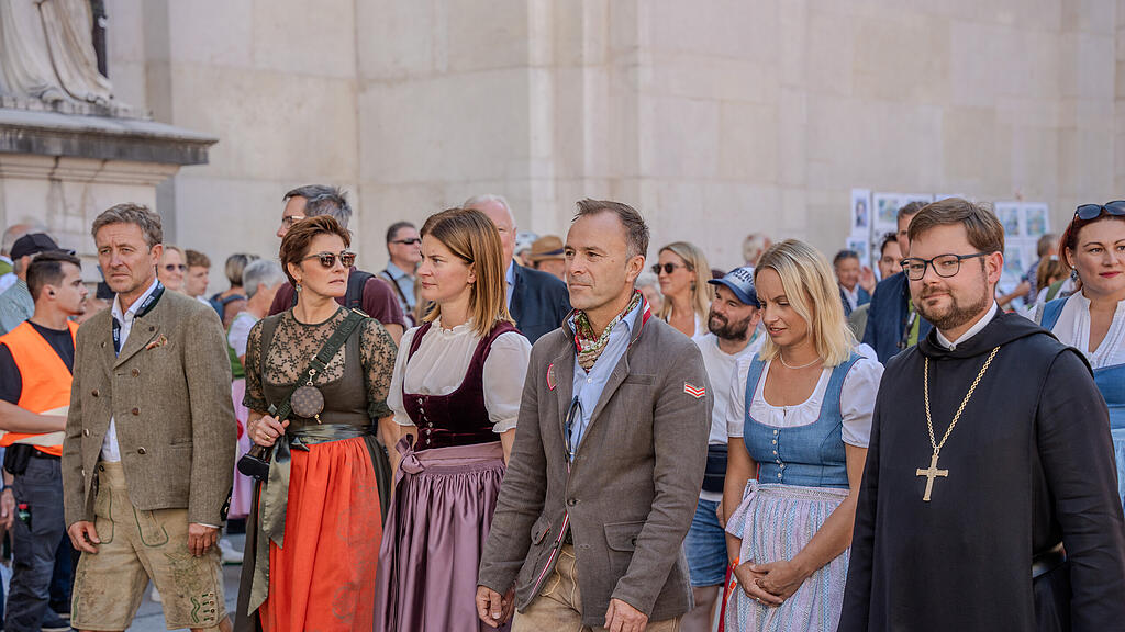 Salzburger Rupertikirtag: Eröffnung