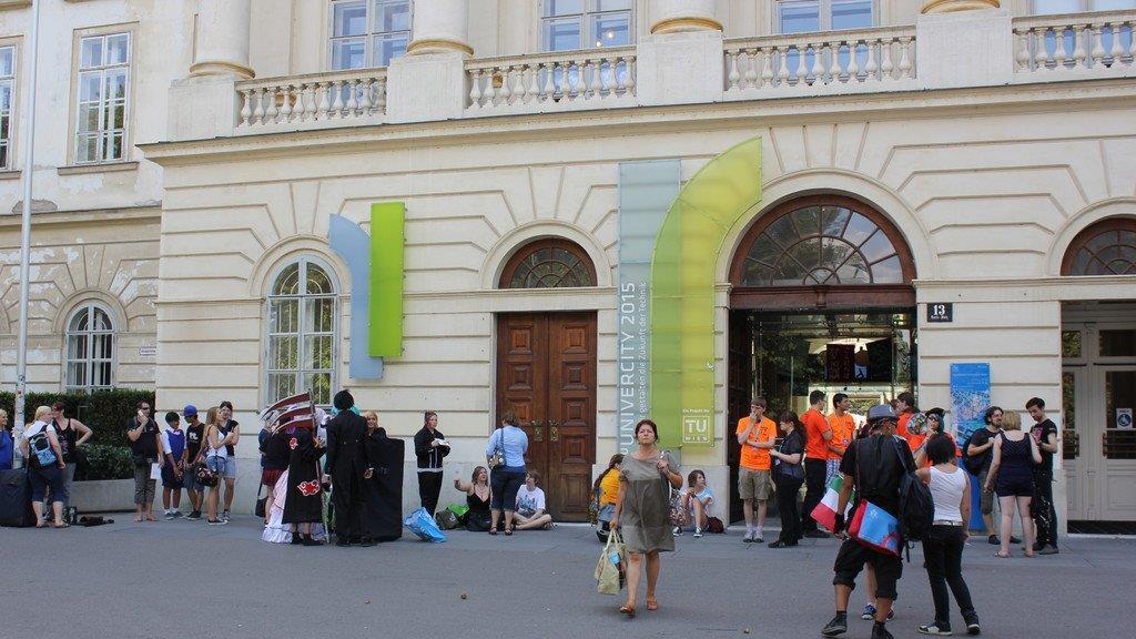 Mange-Messe AniNite 2012 in Wien