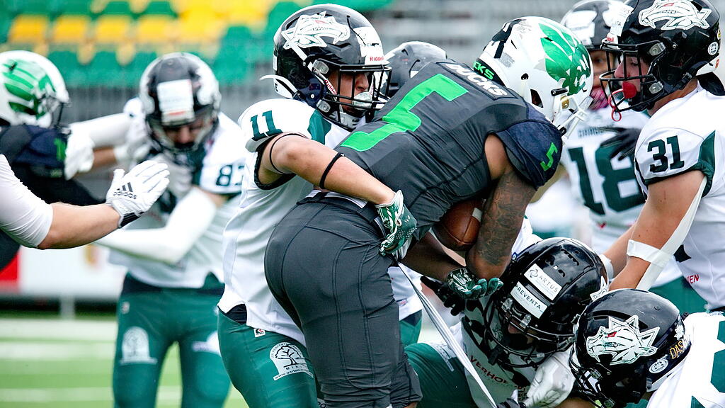 Football: Ducks gegen Dragons 2025