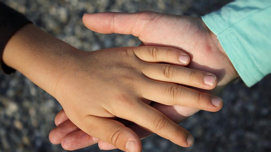 symb_kinder symb_hand