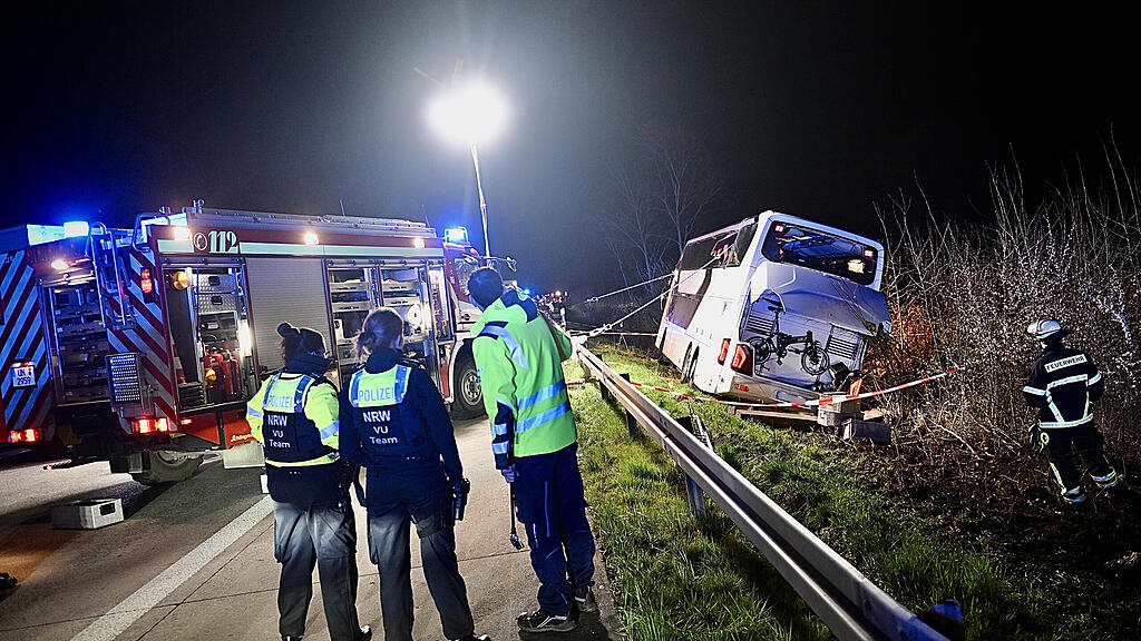 Reisebus-Unfall in Deutschland