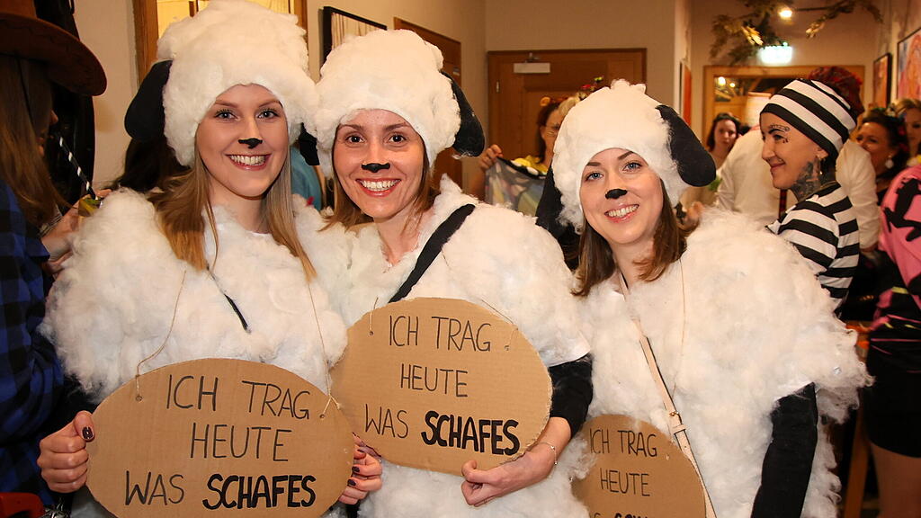 Oberalmer Faschingsgschnas im Gasthof Angerer