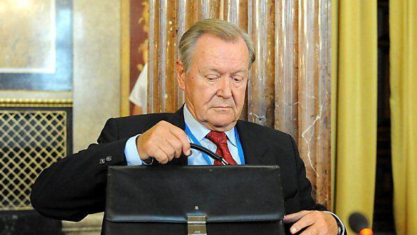 Wallner packt seinen Koffer