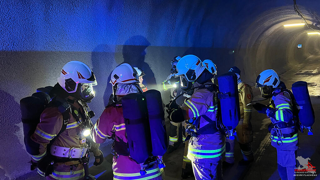 Feuerwehr-Übung Umfahrungstunnel Henndorf