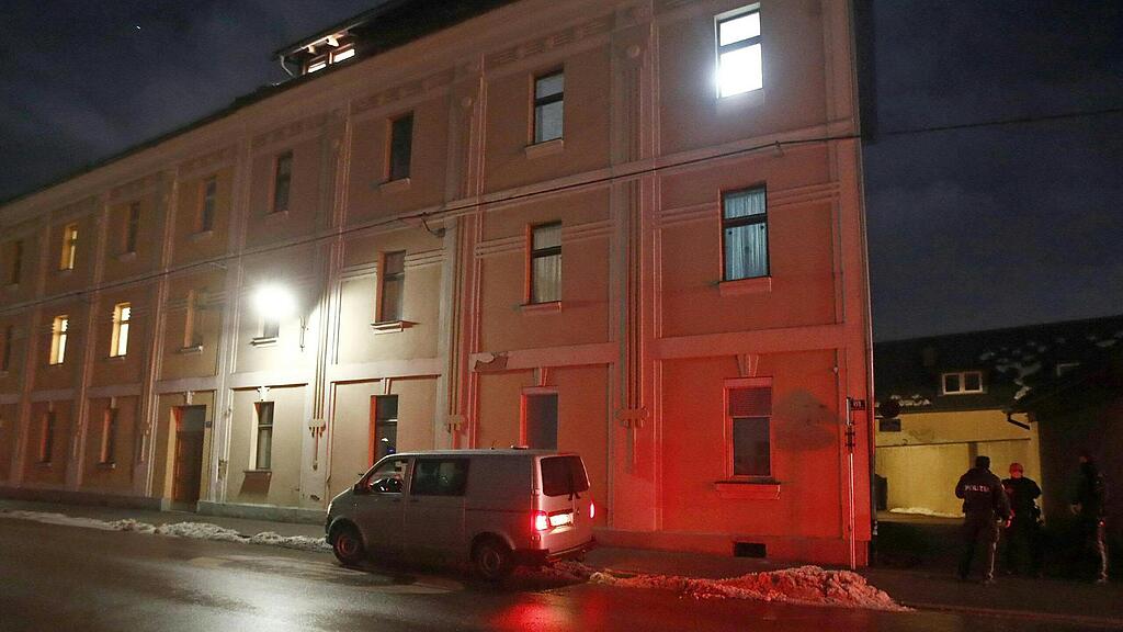 Großeinsatz in Klagenfurt nach Messerattacke