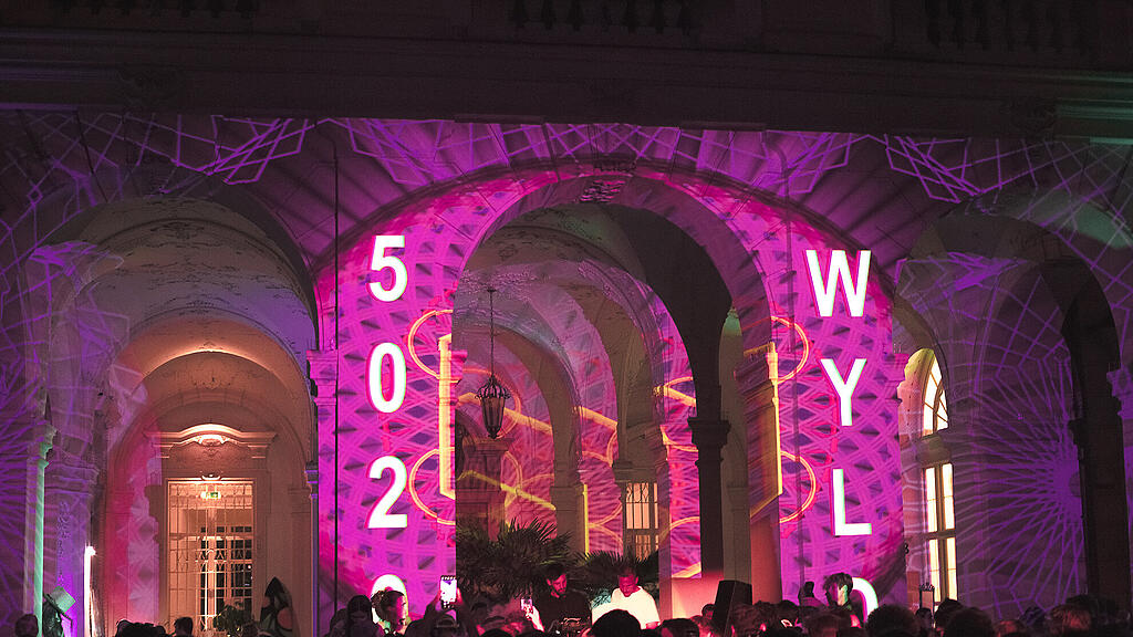 Klangkarussell im Innenhof Schloss Mirabell 5020 Festival