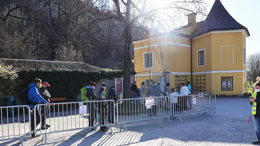 Andrang auf Zoo Hellbrunn