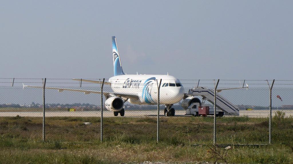 Ägyptisches Flugzeug entführt