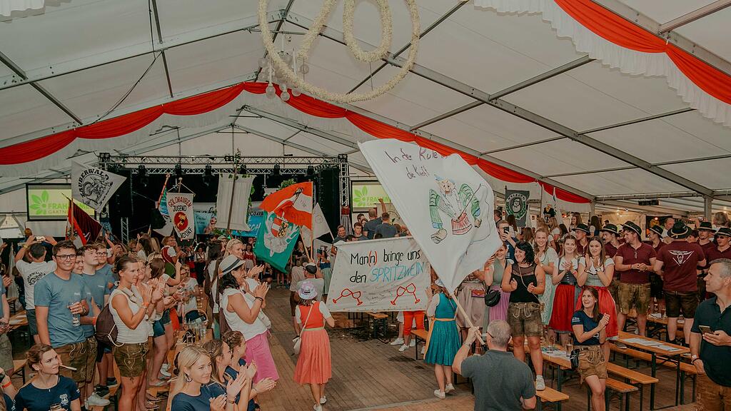 70 Jahre Landjugend K\u00f6stendorf \/ Freitag