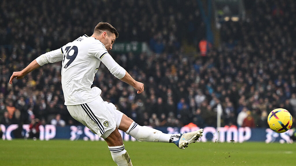 Maximilian Wöber, Leeds United, Brentford