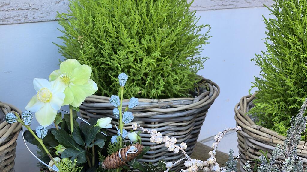 Blumenschmuck für Allerheiligen