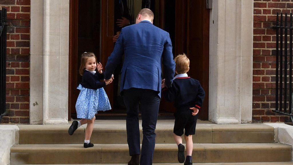 Prinz William und Herzogin Kate treten vor die Kameras