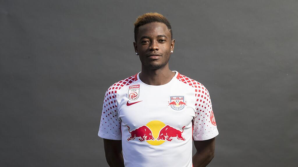 Atanga wird in die deutsche 2. Liga verliehen.