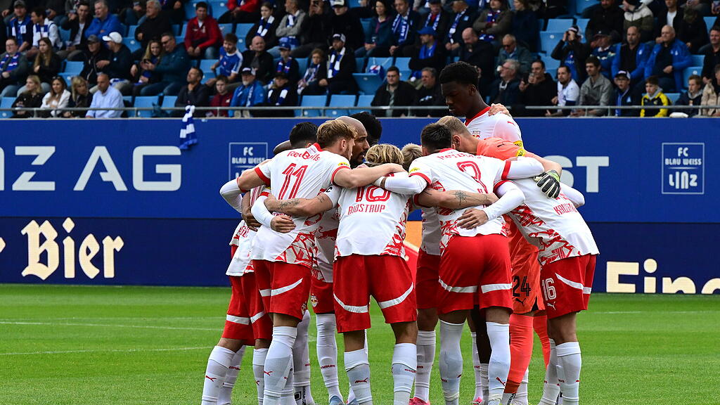 FUSSBALL: ADMIRAL BUNDESLIGA / MEISTERGRUPPE / 9. RUNDE: BLAU-WEISS LINZ - RED BULL SALZBURG