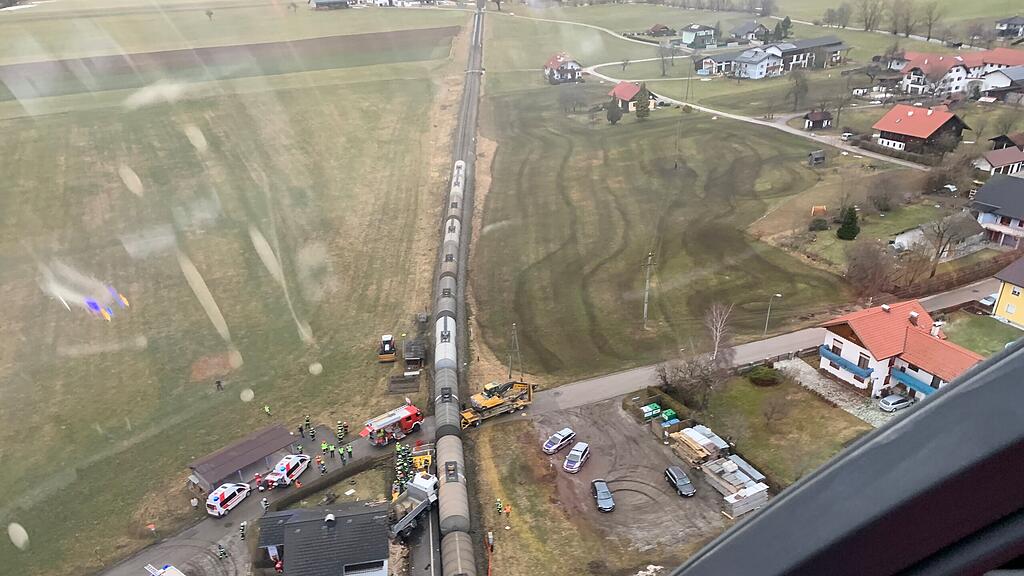 kollision zwischen zug und lkw