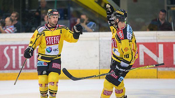Rotter (li.) war der Matchwinner für die Caps
