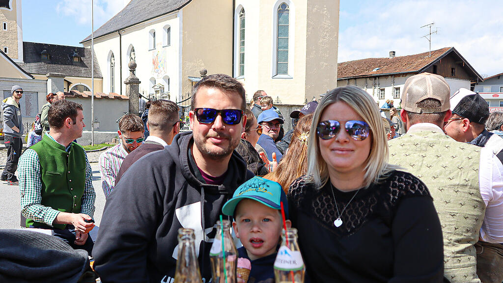 Maibaumaufstellen Berndorf