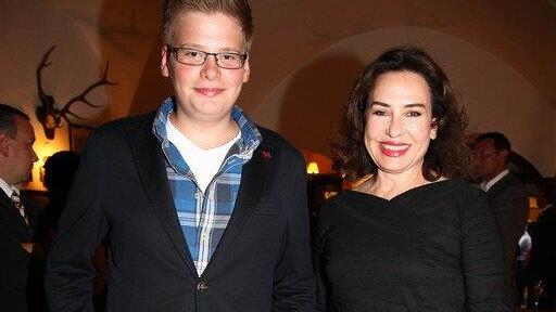 Promis bei YDP-Premiere