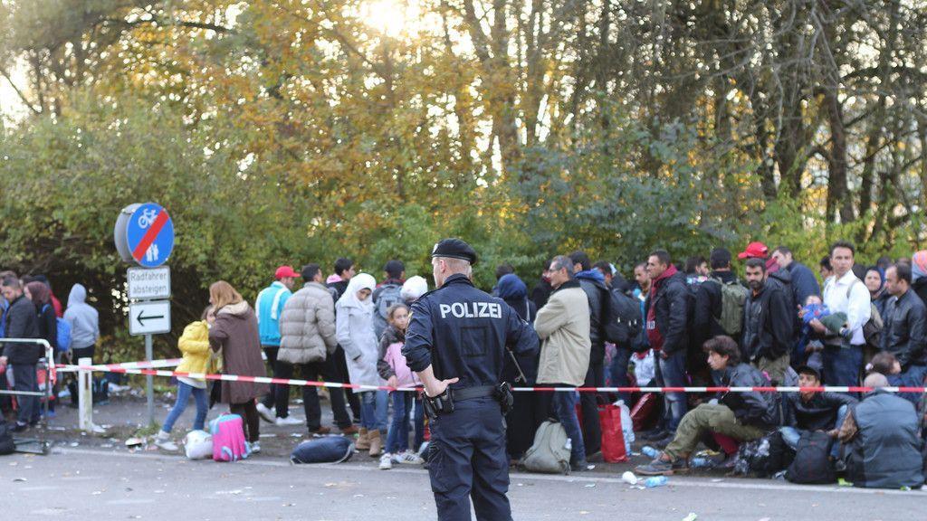 Flüchtlinge an der Grenze zwischen Oberösterreich und Deutschland