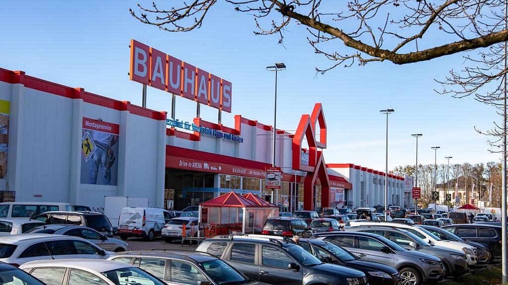 Shopping vor Lockdown, Baumarkt, Bauhaus,