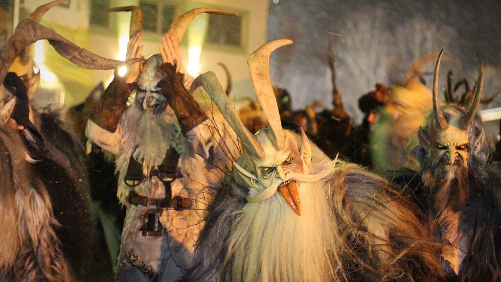 15. Krampuslauf am Villaparkplatz