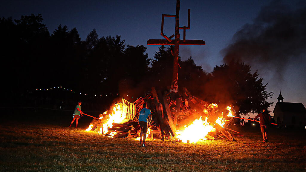 Sonnwendfeuer der Obertrumer LJ