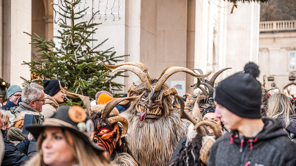 Krampuslauf am Christkindlmarkt Salzburg