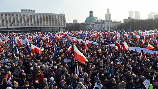 15.000 Menschen beteiligten sich an der Demonstration