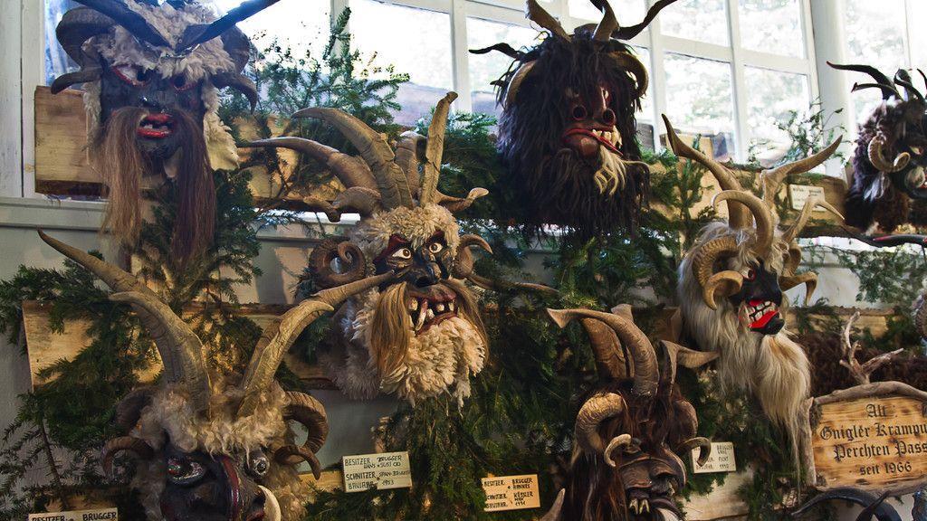"Leidenschaft Maske": Ausstellung der Alt Gnigler Krampusse