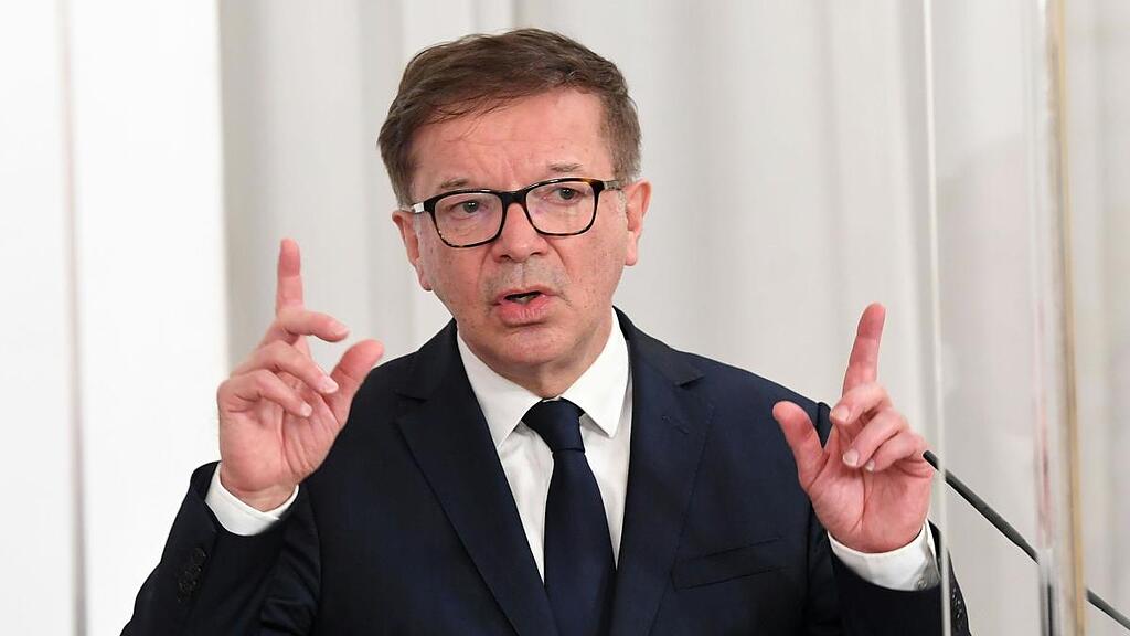 Gesundheitsminister Abschober setzt in Corona-Krise auf "Grünen Pass"