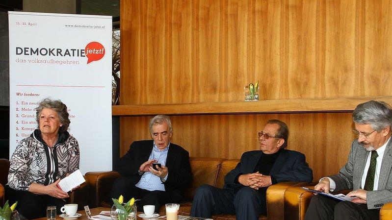 Bilder der Pressekonferenz