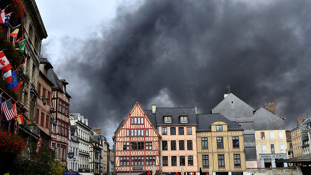 Rouen, Frankreich, Brand