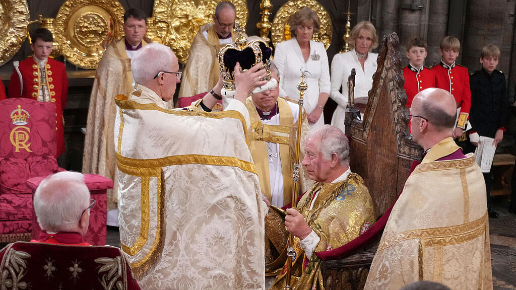 Kr\u00f6nung Charles III.: Die Kr\u00f6nung