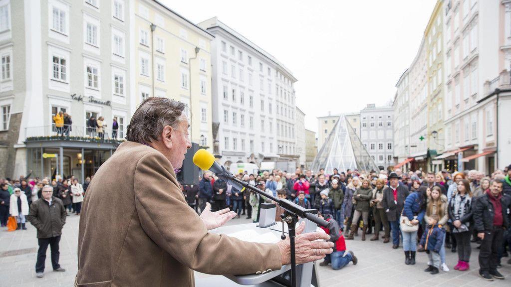 Richard Lugner auf Wahlkampftour in Salzburg I